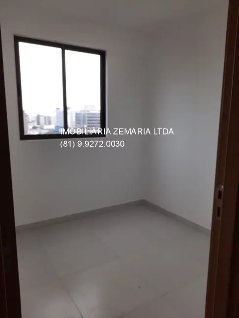 Foto 2 de Apartamento com 1 quarto à venda, 28m2 em Boa Vista, Recife - PE