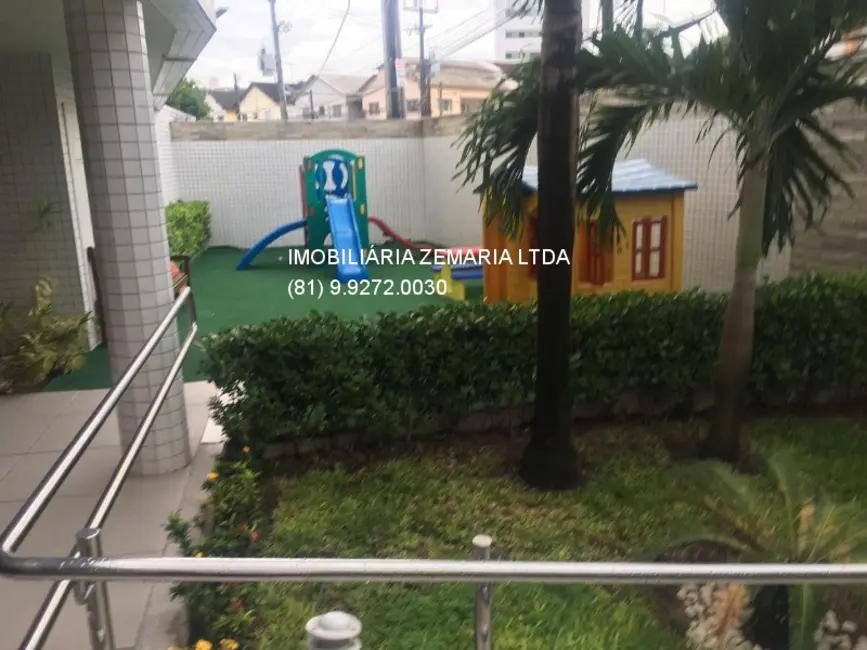 Apartamento com 4 quartos à venda, 130m2 em Casa Amarela, Recife - PE - imagem 8 Foto 8 de Apartamento com 4 quartos à venda, 130m2 em Casa Amarela, Recife - PE