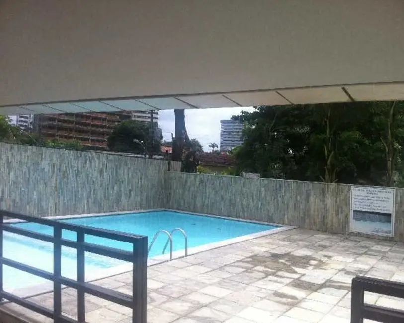 Foto 2 de Apartamento com 4 quartos à venda, 130m2 em Casa Forte, Recife - PE