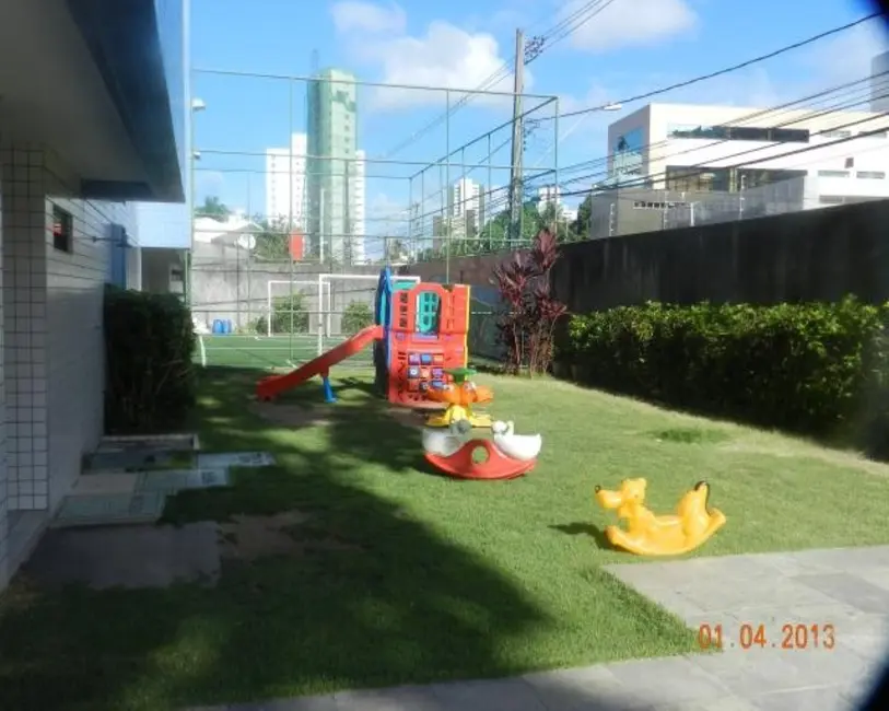 Foto 5 de Apartamento com 3 quartos à venda, 98m2 em Casa Forte, Recife - PE