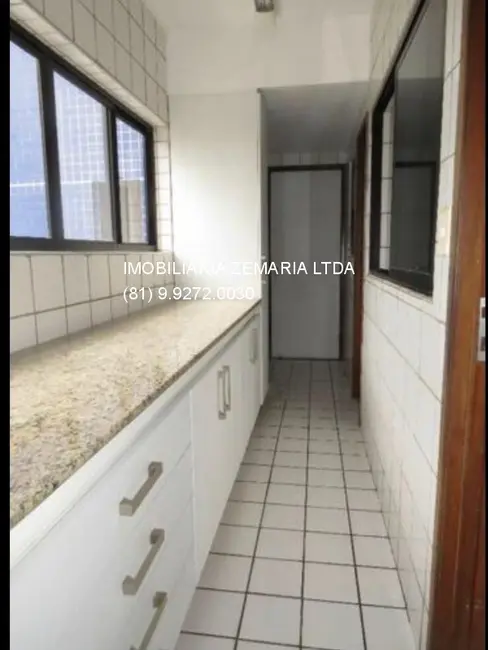 Foto 4 de Apartamento com 4 quartos à venda, 145m2 em Tamarineira, Recife - PE