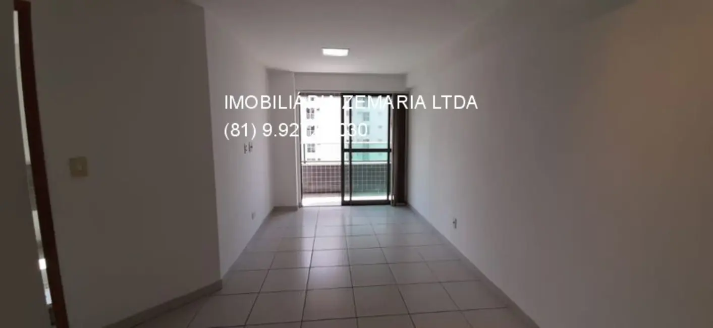 Foto 2 de Apartamento com 2 quartos à venda, 50m2 em Boa Viagem, Recife - PE