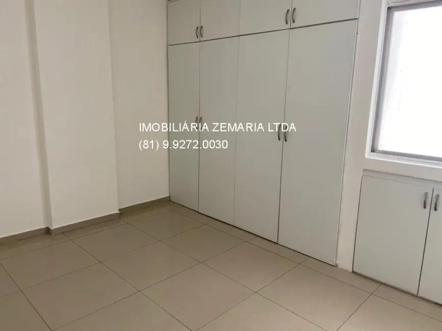 Foto 3 de Apartamento com 2 quartos à venda, 90m2 em Madalena, Recife - PE