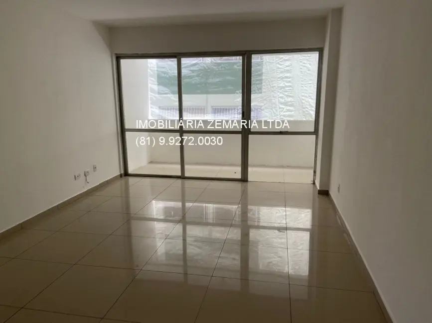 Foto 2 de Apartamento com 2 quartos à venda, 90m2 em Madalena, Recife - PE
