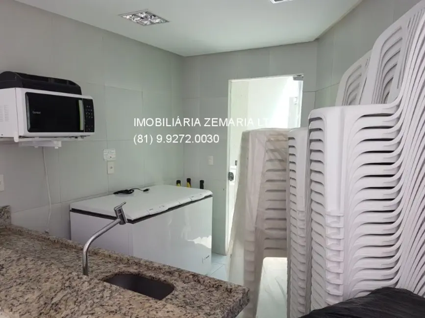 Foto 2 de Apartamento com 3 quartos à venda, 78m2 em Prado, Recife - PE