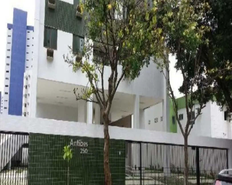 Foto 2 de Apartamento com 2 quartos à venda, 55m2 em Torre, Recife - PE