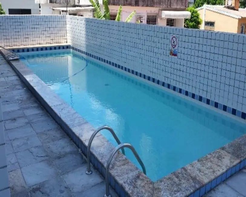 Foto 2 de Apartamento com 2 quartos à venda, 105m2 em Casa Forte, Recife - PE