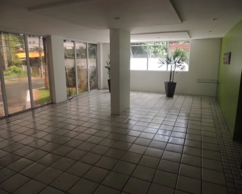 Foto 2 de Apartamento com 1 quarto à venda, 40m2 em Casa Forte, Recife - PE