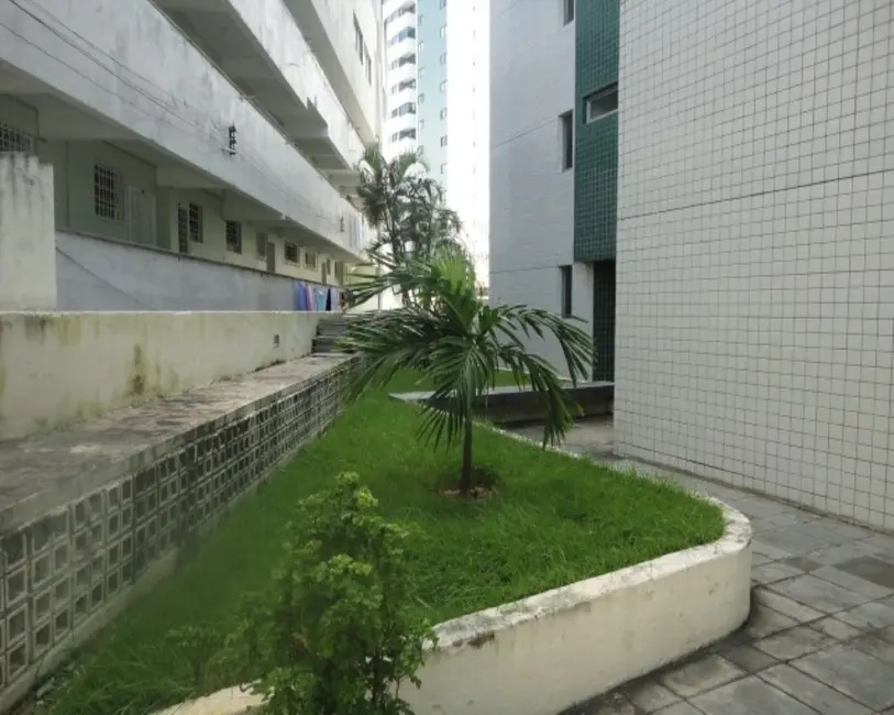 Foto 4 de Apartamento com 3 quartos à venda, 110m2 em Aflitos, Recife - PE