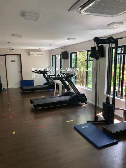 Foto 4 de Apartamento com 4 quartos à venda, 200m2 em Casa Forte, Recife - PE