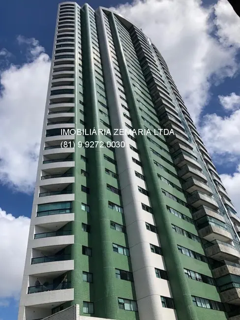 Foto 1 de Apartamento com 4 quartos à venda, 200m2 em Casa Forte, Recife - PE