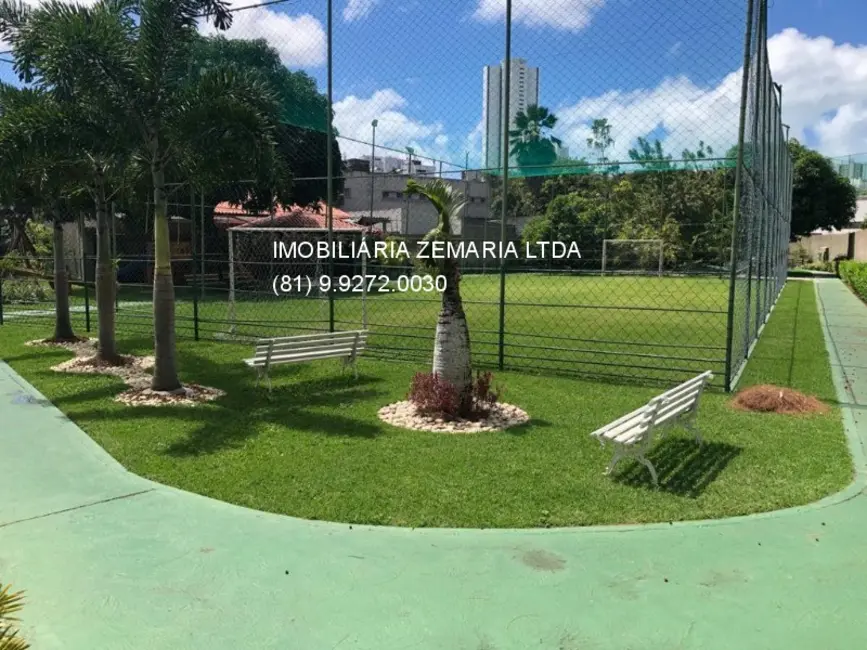 Foto 5 de Apartamento com 4 quartos à venda, 200m2 em Casa Forte, Recife - PE