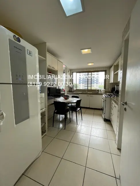 Foto 2 de Apartamento com 4 quartos à venda, 203m2 em Parnamirim, Recife - PE