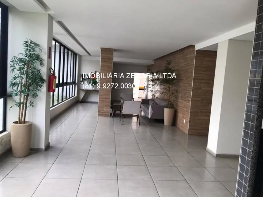 Foto 2 de Apartamento com 3 quartos à venda, 85m2 em Prado, Recife - PE