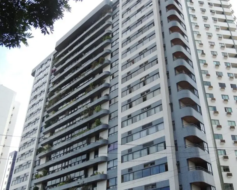 Foto 1 de Apartamento com 4 quartos à venda, 189m2 em Casa Amarela, Recife - PE
