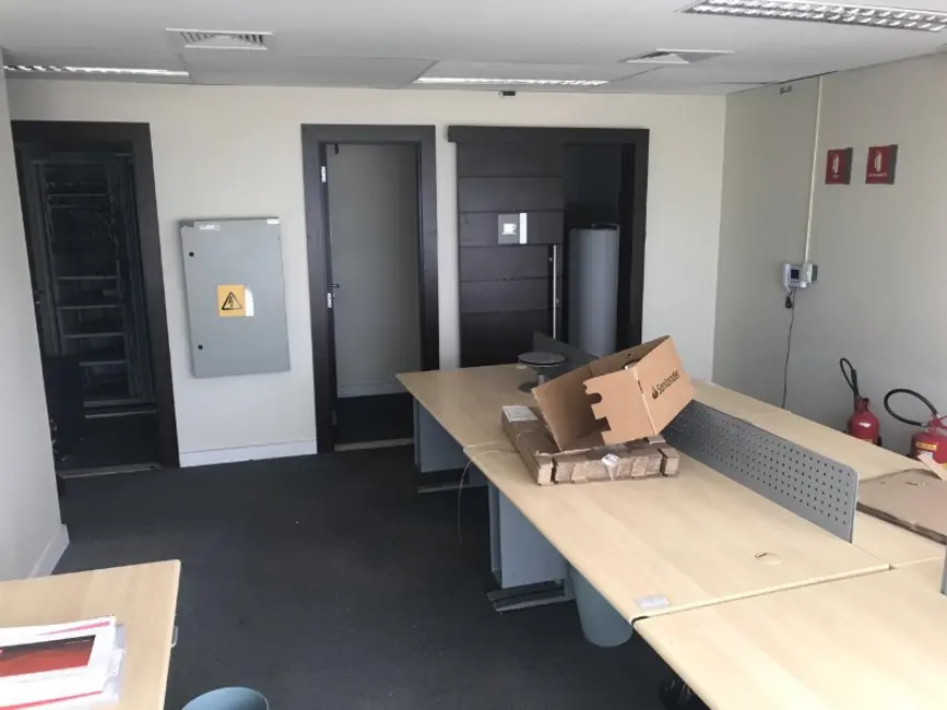 Foto 2 de Sala Comercial à venda e para alugar, 202m2 em Pina, Recife - PE