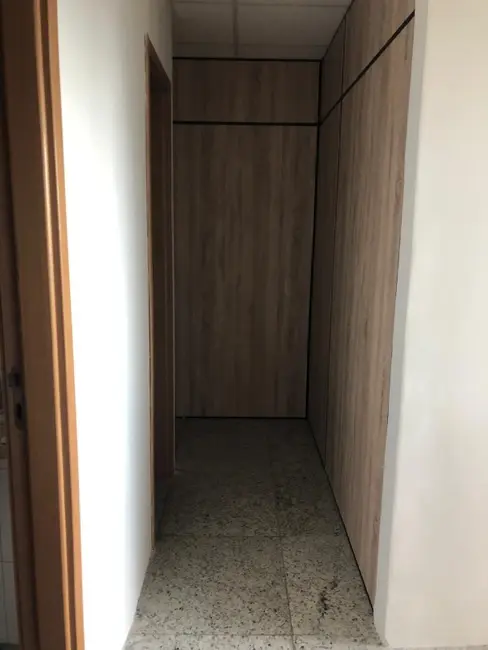 Sala Comercial à venda e para alugar, 61m2 em Pina, Recife - PE - imagem 7 Foto 7 de Sala Comercial à venda e para alugar, 61m2 em Pina, Recife - PE