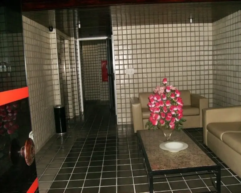 Apartamento com 4 quartos à venda, 167m2 em Torreão, Recife - PE - imagem 3 Foto 3 de Apartamento com 4 quartos à venda, 167m2 em Torreão, Recife - PE