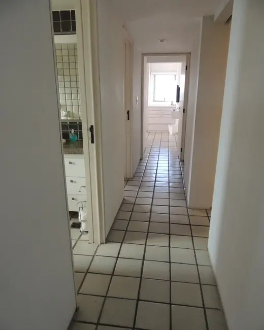 Foto 9 de Apartamento com 4 quartos à venda, 167m2 em Torreão,  - PE