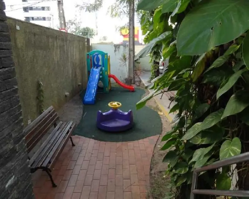 Apartamento com 3 quartos à venda, 125m2 em Madalena, Recife - PE - imagem 4 Foto 4 de Apartamento com 3 quartos à venda, 125m2 em Madalena, Recife - PE