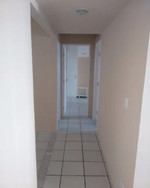 Foto 2 de Apartamento com 3 quartos à venda, 80m2 em Madalena, Recife - PE