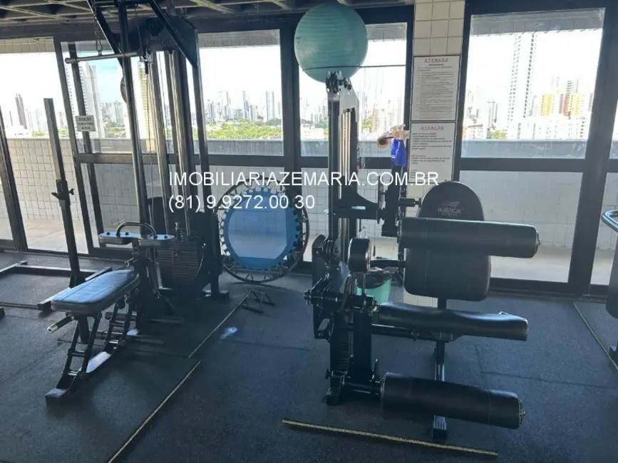 Foto 7 de Apartamento com 4 quartos à venda, 180m2 em Casa Forte, Recife - PE