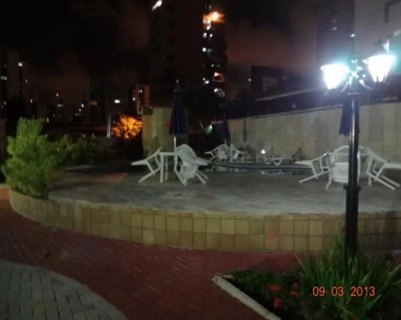Foto 2 de Apartamento com 4 quartos à venda, 327m2 em Casa Forte, Recife - PE