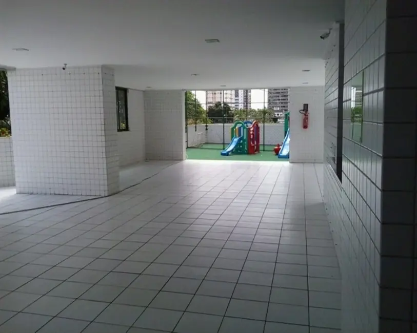 Foto 5 de Apartamento com 4 quartos à venda, 125m2 em Madalena, Recife - PE