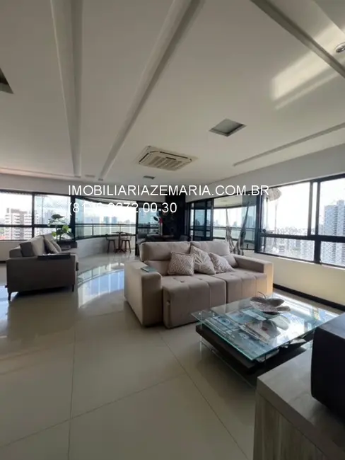 Foto 4 de Apartamento com 4 quartos à venda, 187m2 em Torre, Recife - PE