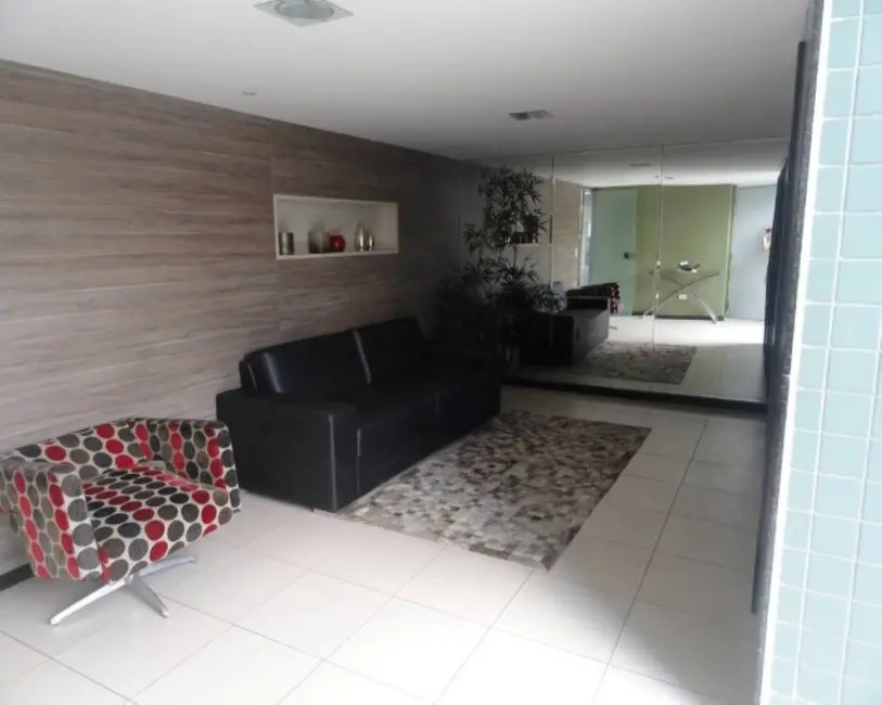 Foto 3 de Apartamento com 2 quartos à venda, 56m2 em Torre, Recife - PE