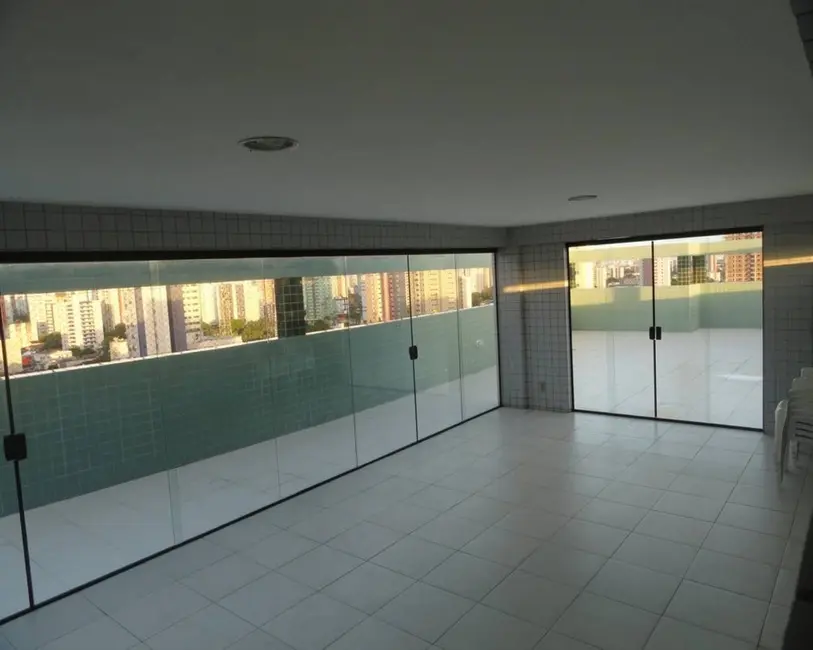 Foto 4 de Apartamento com 2 quartos à venda, 56m2 em Torre, Recife - PE