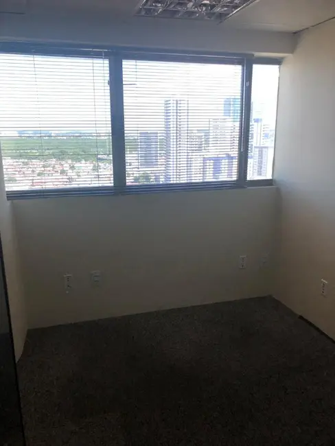 Foto 2 de Sala Comercial à venda e para alugar, 300m2 em Pina, Recife - PE