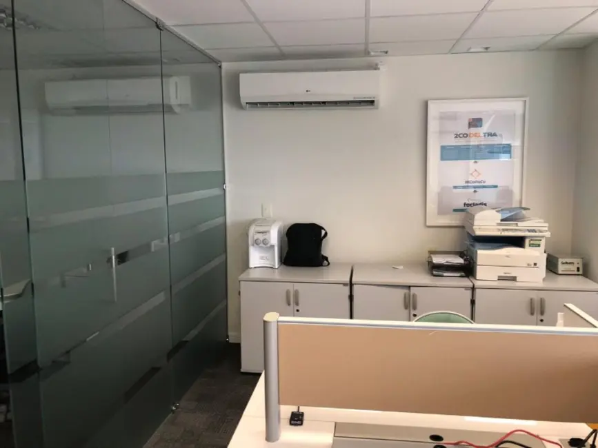 Foto 1 de Sala Comercial à venda e para alugar, 60m2 em Pina, Recife - PE