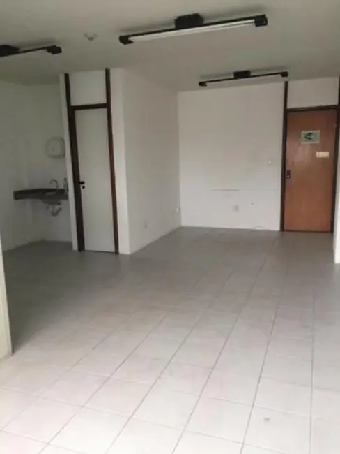 Foto 8 de Sala Comercial para alugar, 40m2 em Paissandu, Recife - PE