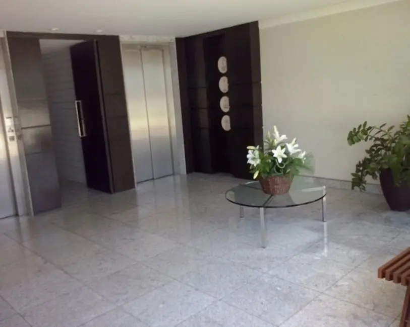 Foto 3 de Apartamento com 4 quartos à venda, 154m2 em Madalena, Recife - PE