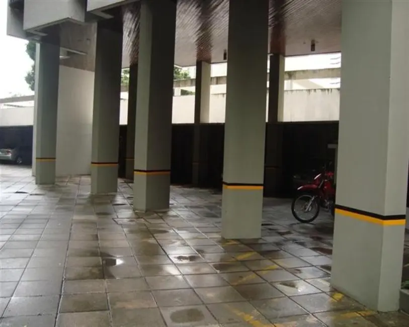 Foto 2 de Apartamento com 4 quartos à venda, 178m2 em Jaqueira, Recife - PE