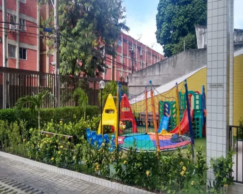 Foto 9 de Apartamento com 3 quartos à venda, 103m2 em Madalena, Recife - PE