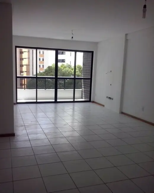 Foto 2 de Apartamento com 3 quartos à venda, 110m2 em Casa Amarela, Recife - PE