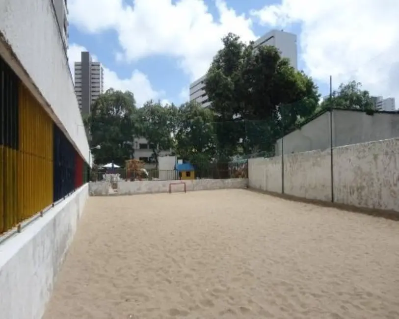 Foto 4 de Apartamento com 2 quartos à venda, 78m2 em Casa Forte, Recife - PE