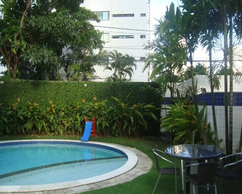 Foto 8 de Apartamento com 4 quartos à venda, 180m2 em Casa Forte, Recife - PE