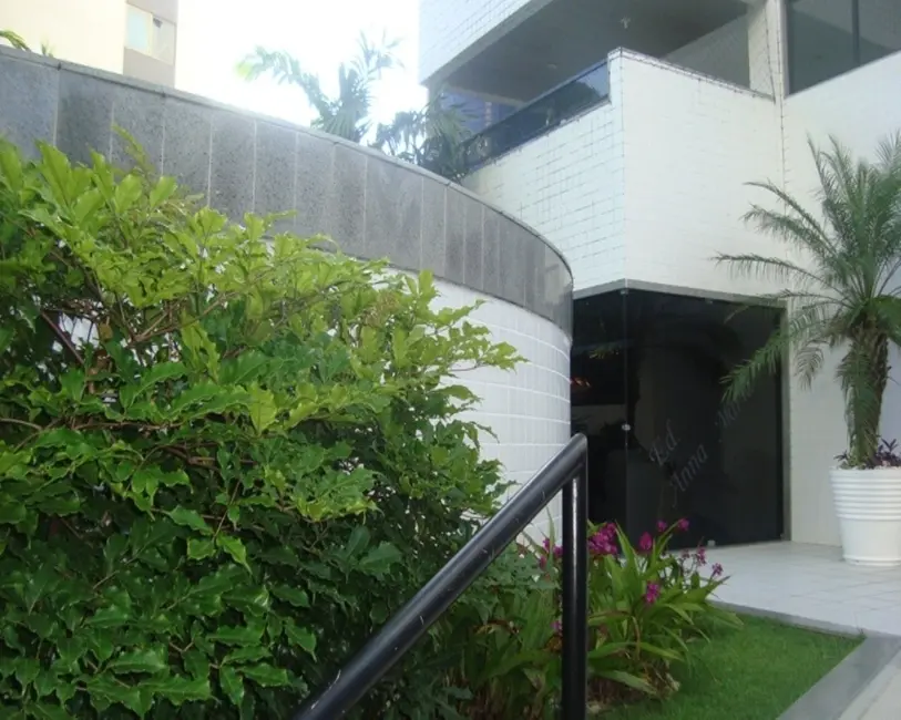 Foto 5 de Apartamento com 4 quartos à venda, 180m2 em Casa Forte, Recife - PE