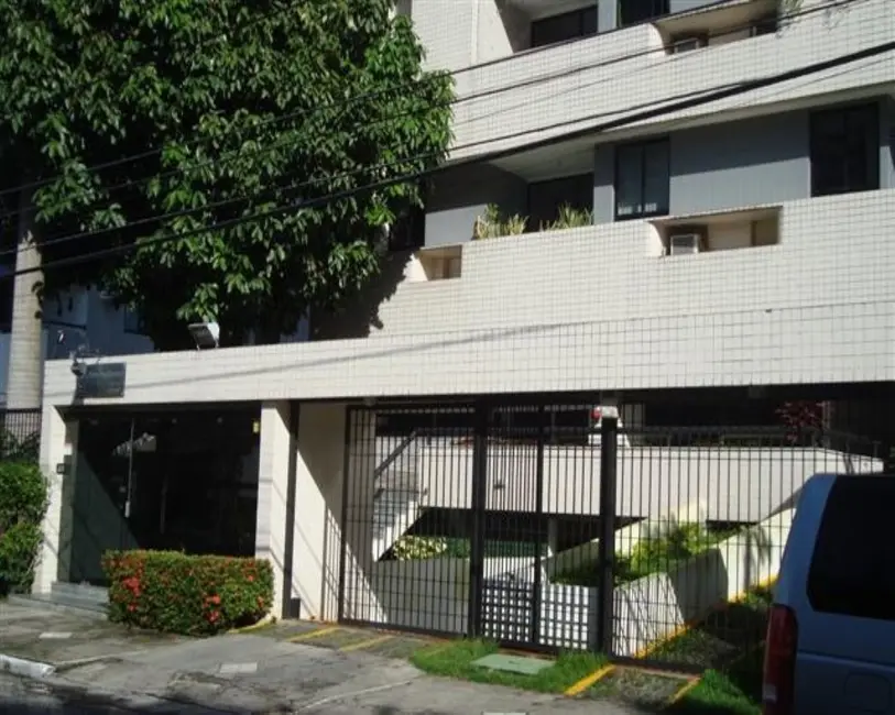 Foto 3 de Apartamento com 2 quartos à venda, 58m2 em Casa Forte, Recife - PE