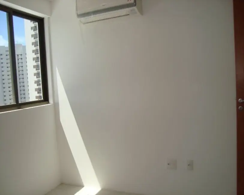 Apartamento com 2 quartos à venda, 50m2 em Boa Viagem, Recife - PE - imagem 5 Foto 5 de Apartamento com 2 quartos à venda, 50m2 em Boa Viagem, Recife - PE