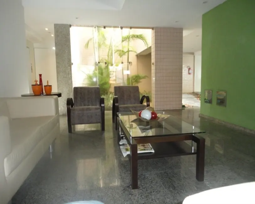 Foto 2 de Apartamento com 3 quartos à venda, 75m2 em Aflitos, Recife - PE