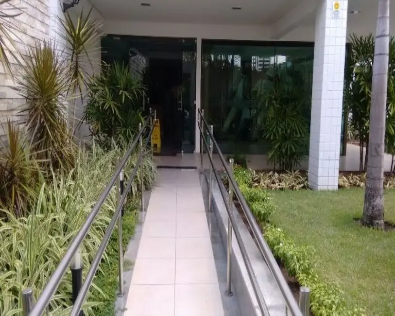 Foto 3 de Apartamento com 2 quartos à venda, 43m2 em Torre, Recife - PE