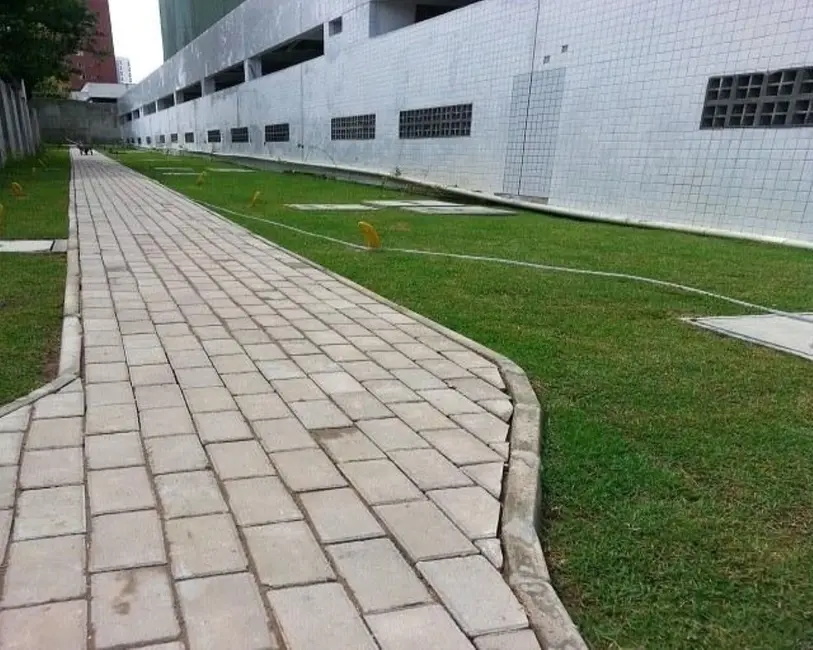 Foto 6 de Apartamento com 2 quartos à venda, 63m2 em Torre, Recife - PE