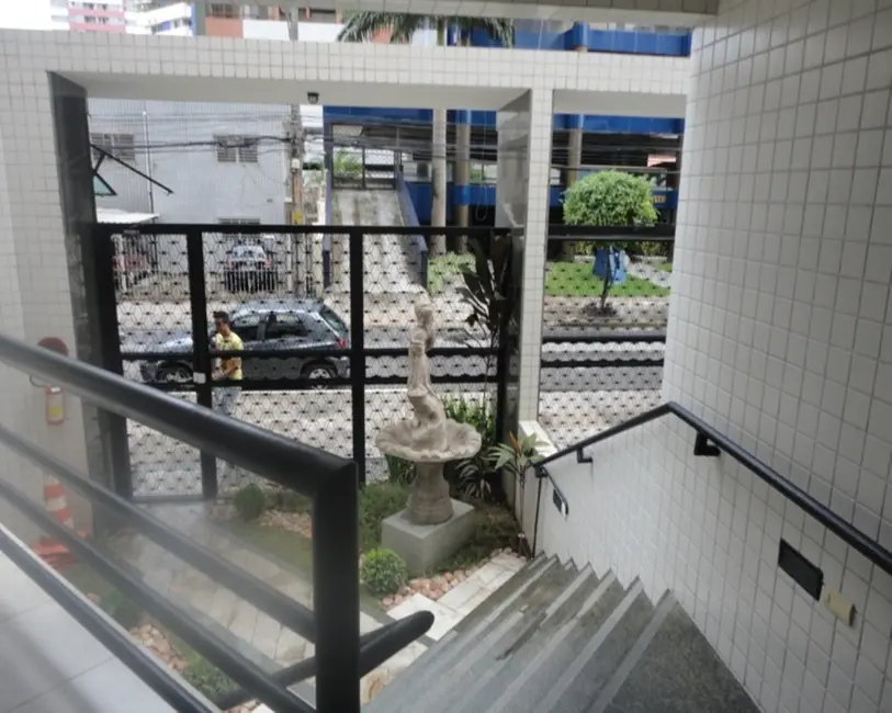 Foto 3 de Apartamento com 3 quartos à venda, 64m2 em Boa Viagem, Recife - PE