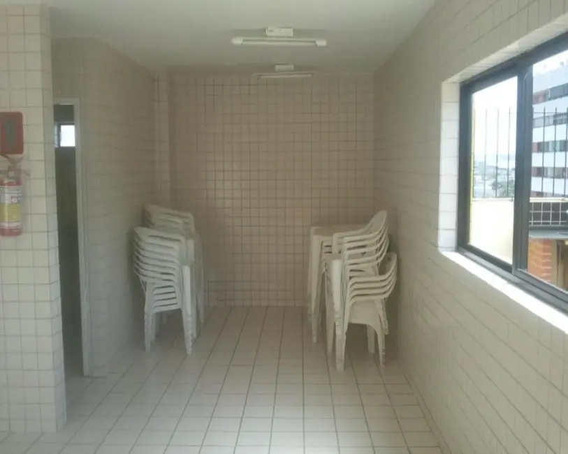 Foto 4 de Apartamento com 3 quartos à venda, 65m2 em Boa Viagem, Recife - PE