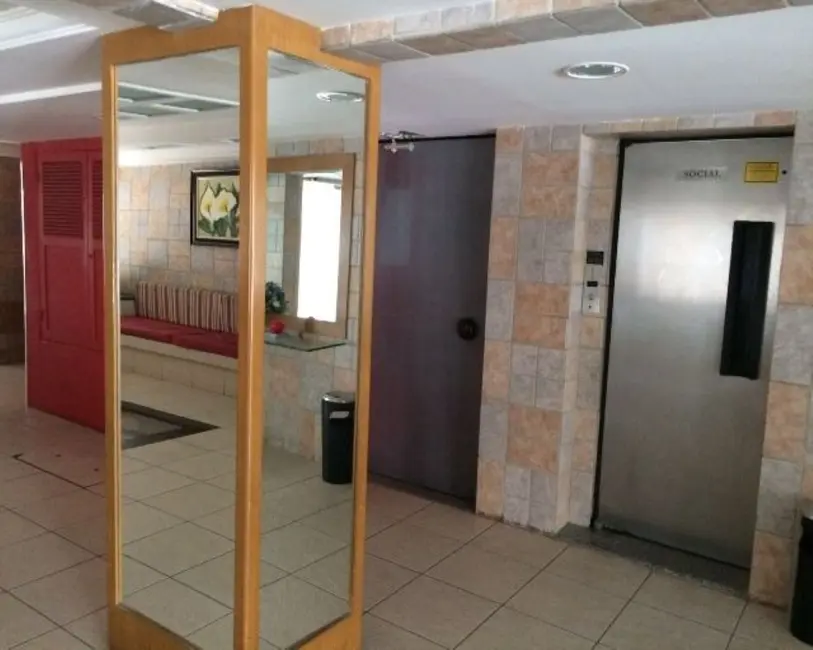 Apartamento com 2 quartos à venda, 75m2 em Boa Viagem, Recife - PE - imagem 5 Foto 5 de Apartamento com 2 quartos à venda, 75m2 em Boa Viagem, Recife - PE