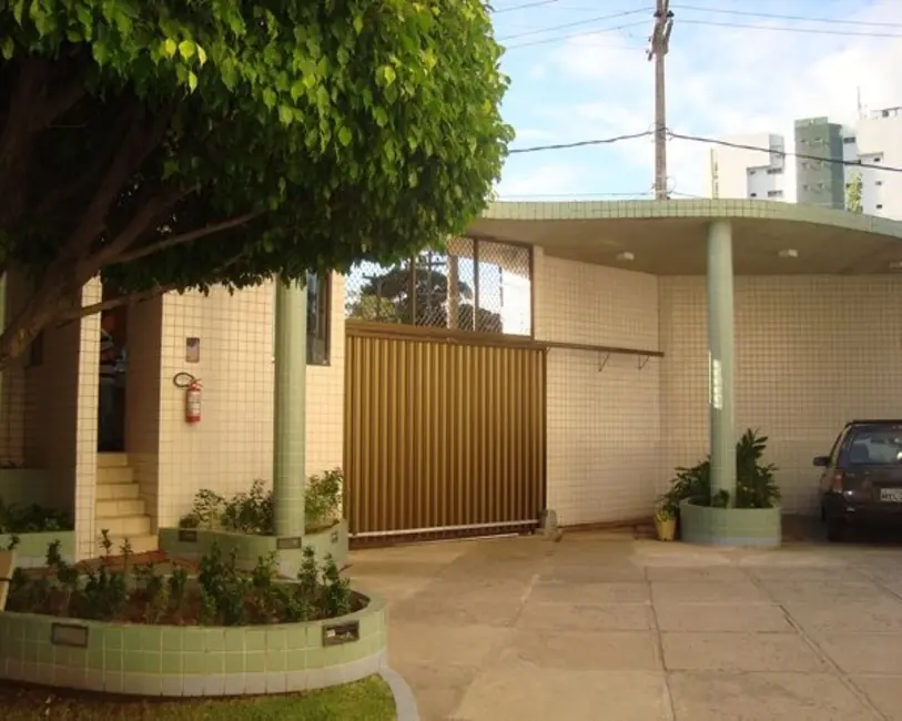 Foto 3 de Apartamento com 3 quartos à venda, 90m2 em Boa Vista, Recife - PE